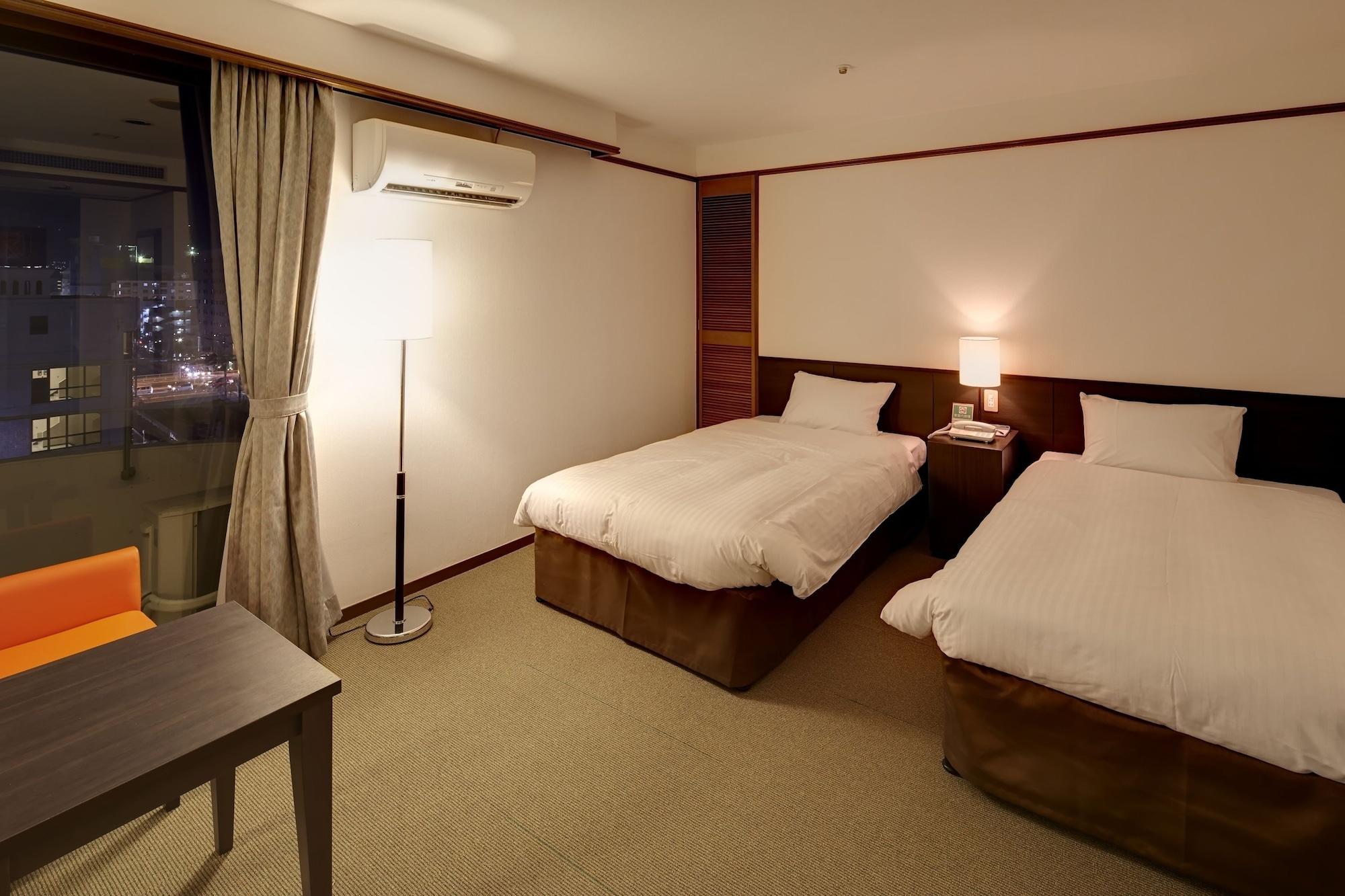 Hotel City Court Naha Buitenkant foto
